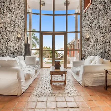 Karat Kanaria 別荘 *