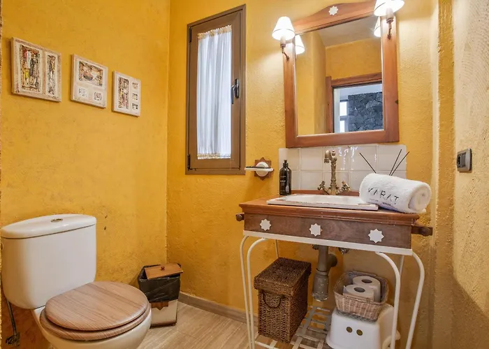 Karat Kanaria Tatil Evi *