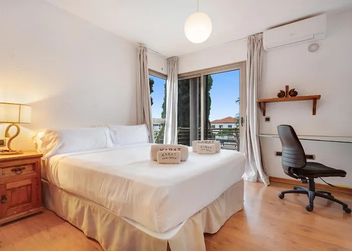 Karat Kanaria Costa Adeje