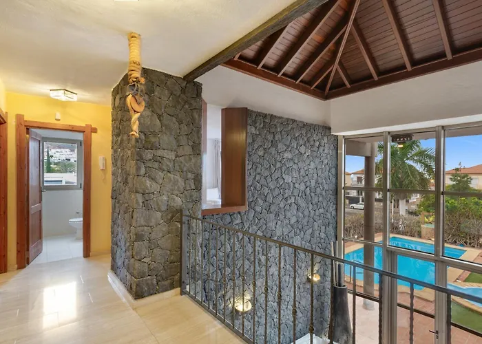 Karat Kanaria * Costa Adeje